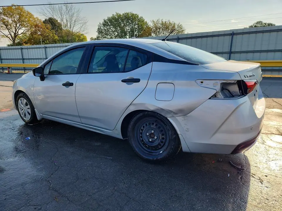 2021 NISSAN VERSA S  