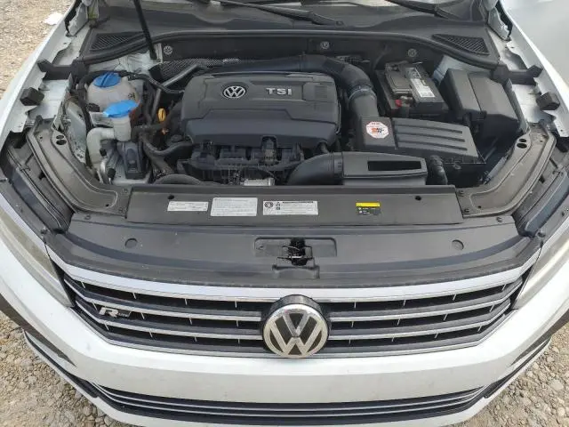 2017 VOLKSWAGEN PASSAT R-LINE  