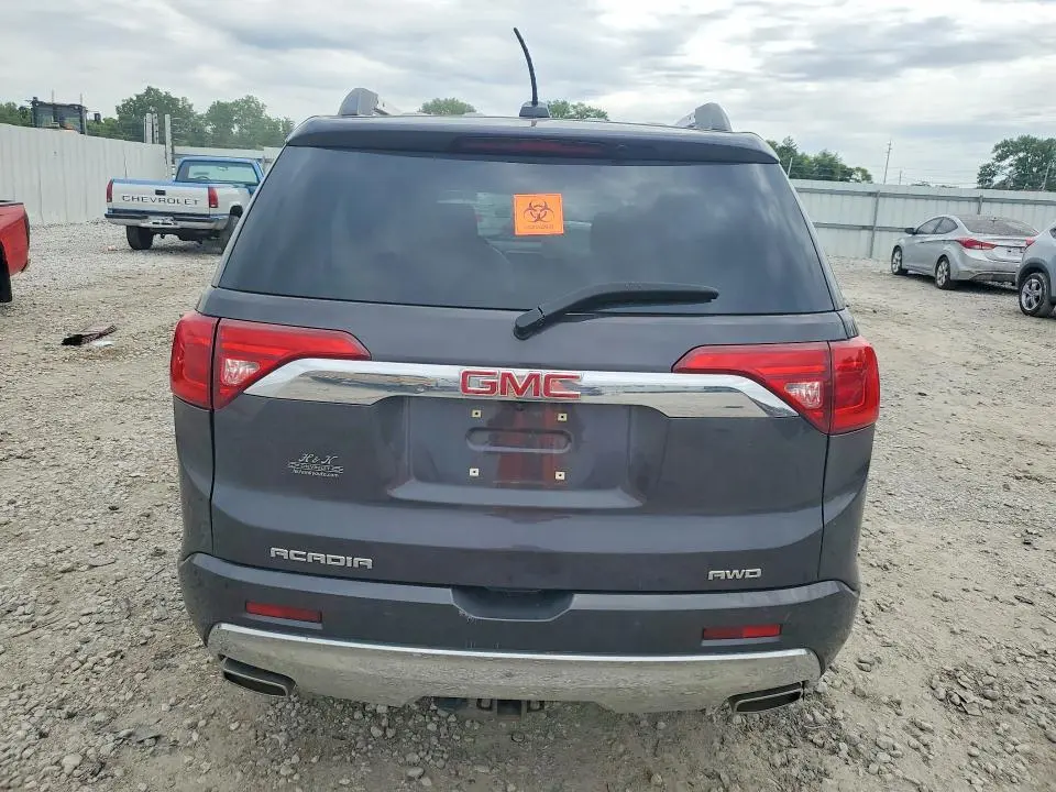 2018 GMC ACADIA DENALI  