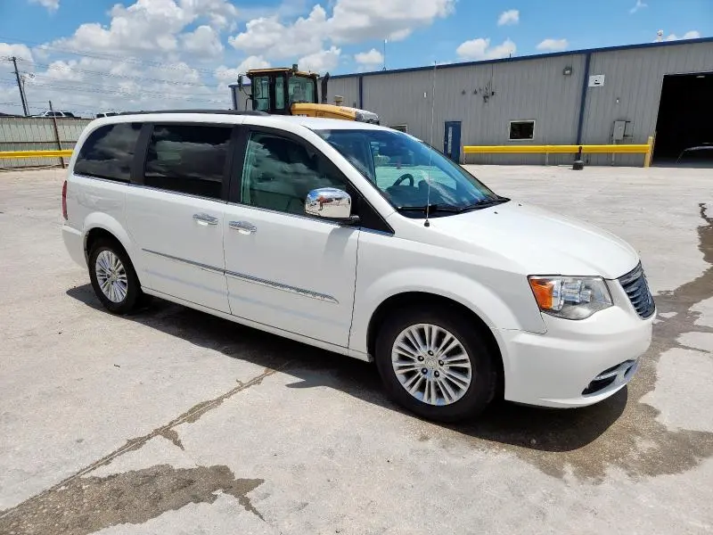 2011 CHRYSLER TOWN & COUNTRY TOURING L  