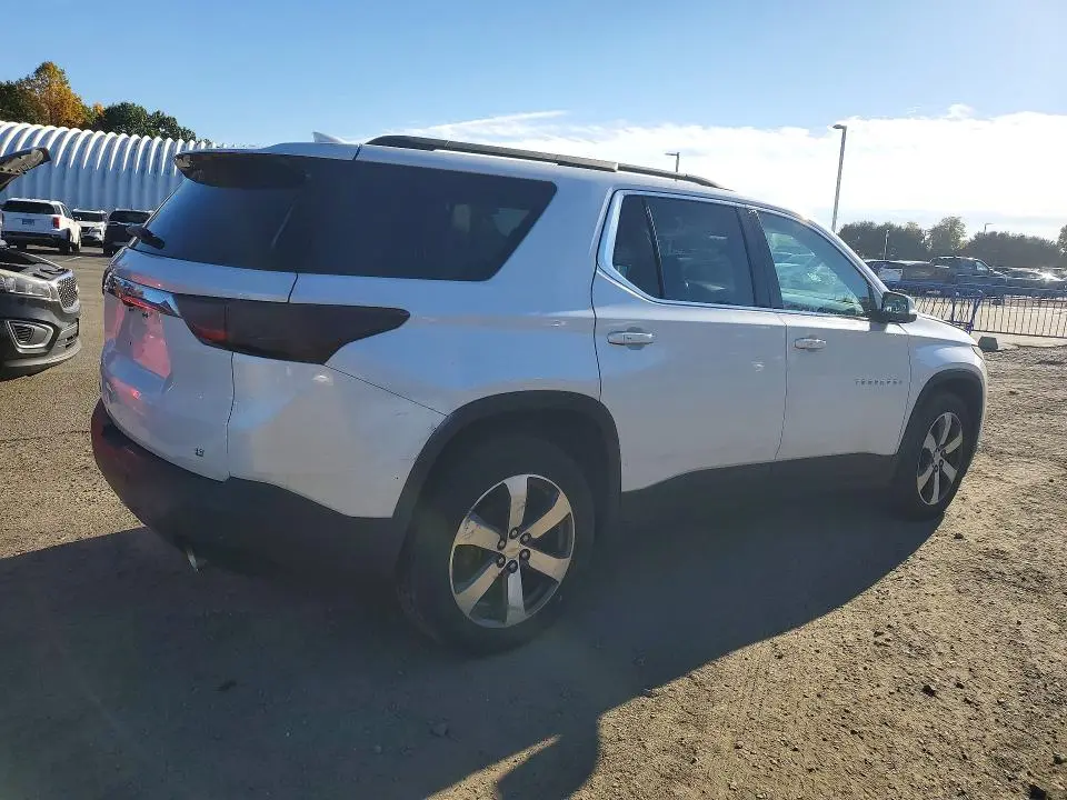 2019 CHEVROLET TRAVERSE LT  