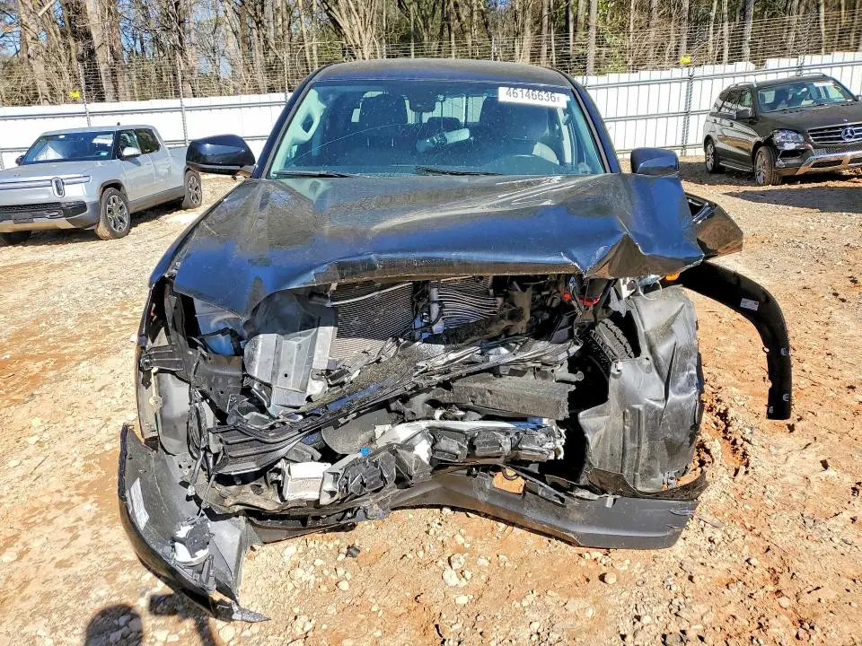2018 TOYOTA TACOMA SR5 V6  