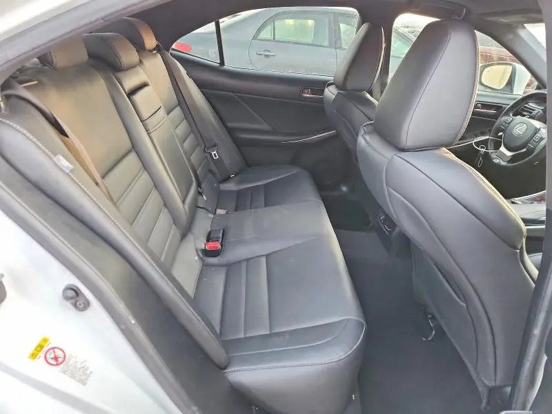 2018 LEXUS IS 300  