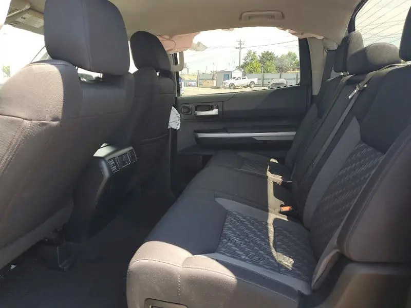 2019 TOYOTA TUNDRA SR5  