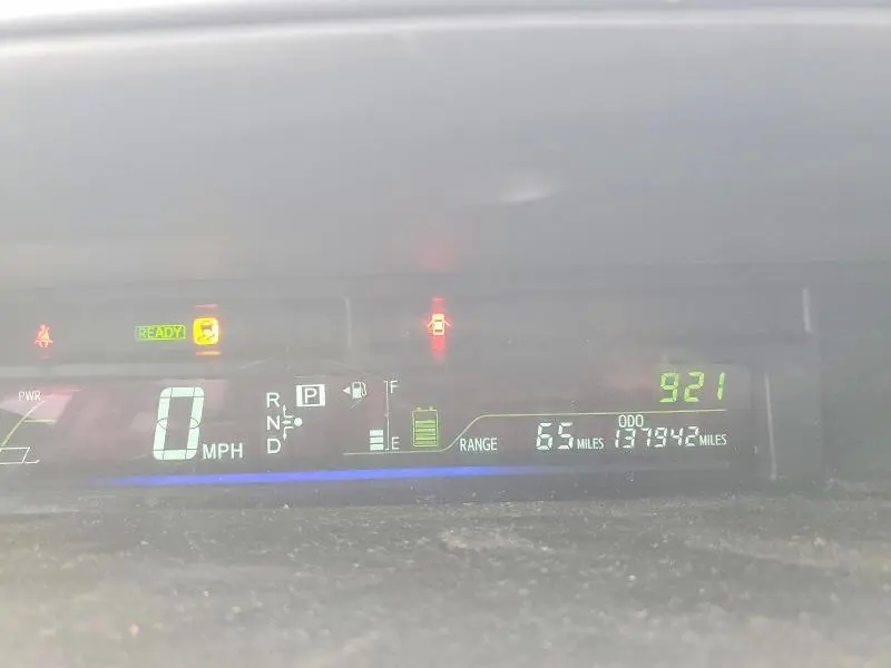 2014 TOYOTA PRIUS V THREE  