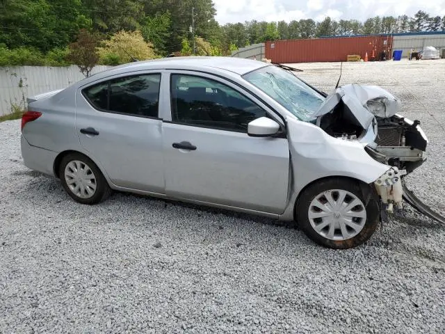 2019 NISSAN VERSA S  