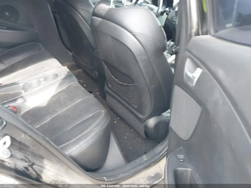 2013 HYUNDAI VELOSTER TURBO W/BLACK