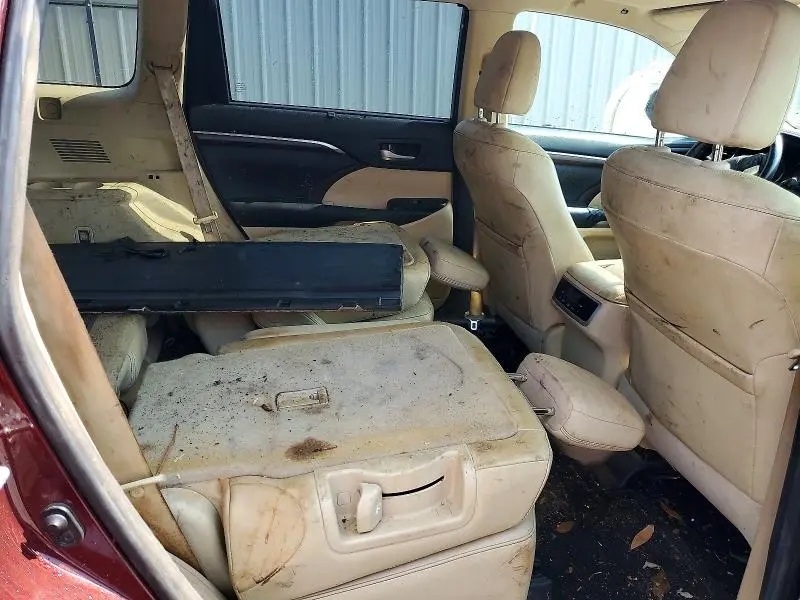 2015 TOYOTA HIGHLANDER LIMITED  