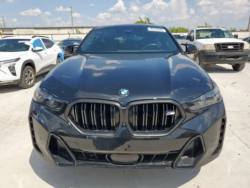 2024 BMW X6 M60I  