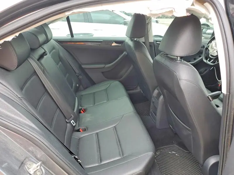 2016 VOLKSWAGEN JETTA SEL  