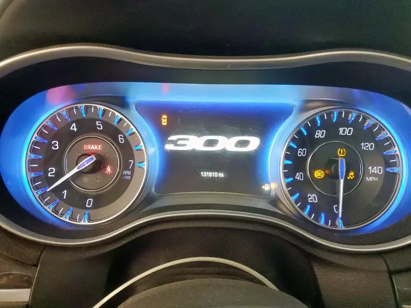 2016 CHRYSLER 300C   