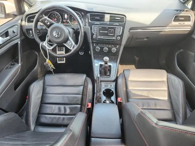 2017 VOLKSWAGEN GTI SPORT  
