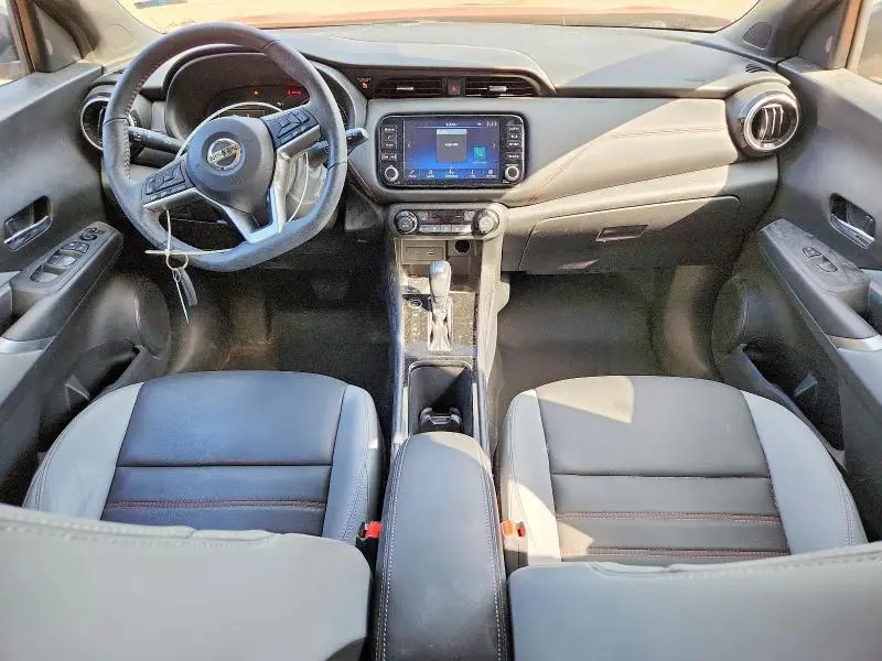 2021 NISSAN KICKS SR  
