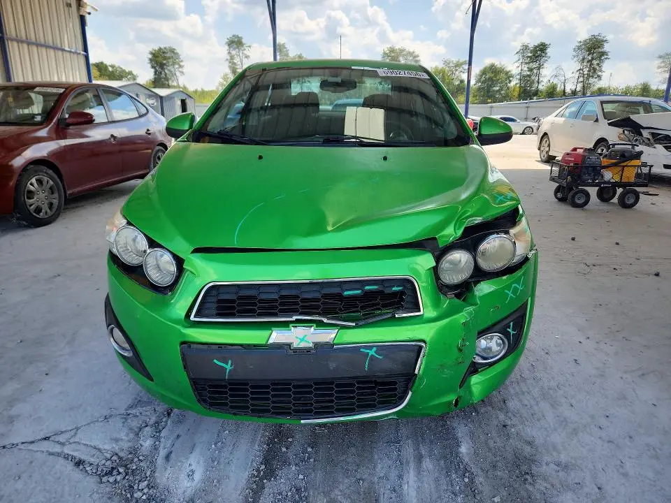 2016 CHEVROLET SONIC LT  