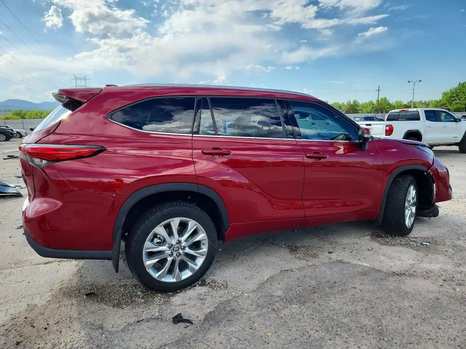 2021 TOYOTA HIGHLANDER LIMITED  
