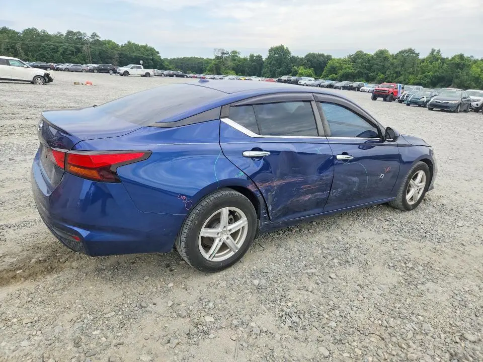 2020 NISSAN ALTIMA S  