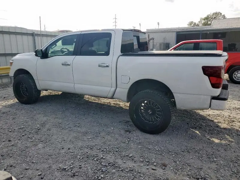 2018 NISSAN TITAN SV  