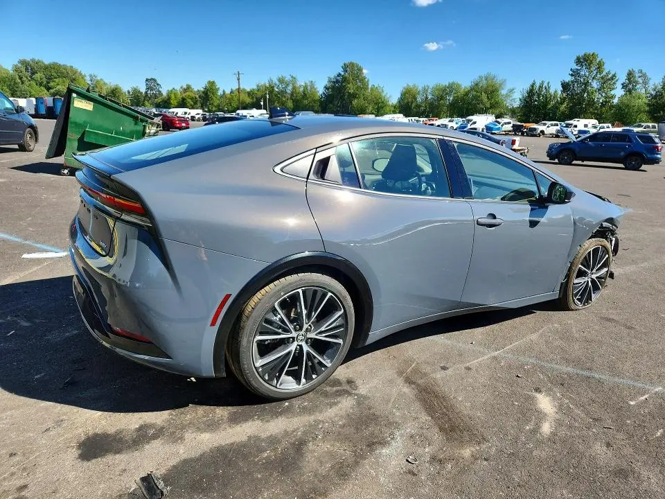 2026 TOYOTA PRIUS LE  
