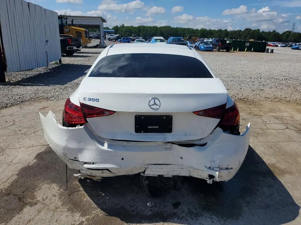 2024 MERCEDES-BENZ C 300  