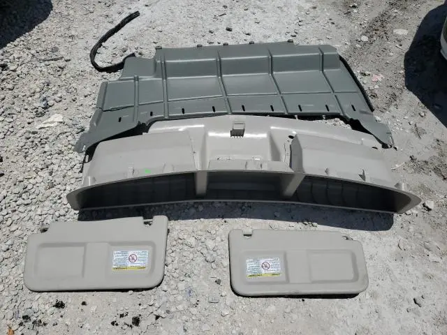 2021 NISSAN NV 2500 S  