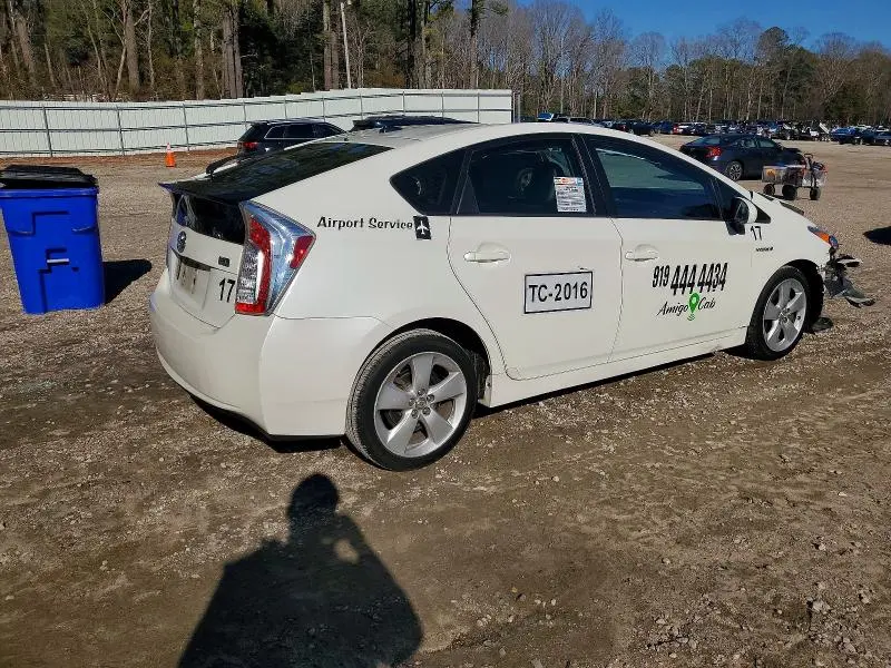 2014 TOYOTA PRIUS   
