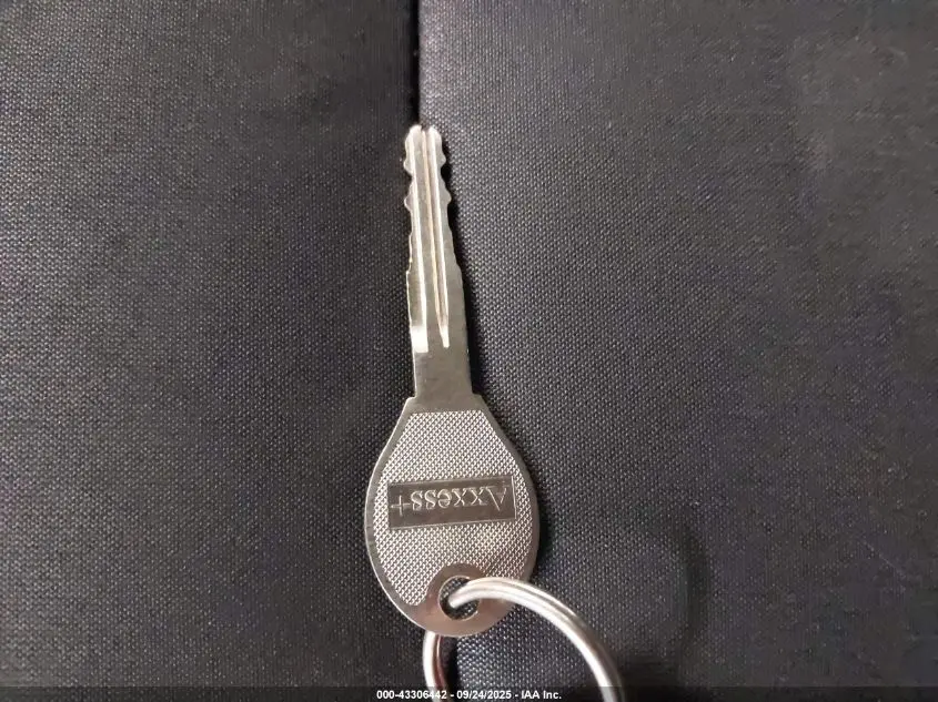 2016 NISSAN VERSA 1.6 S+