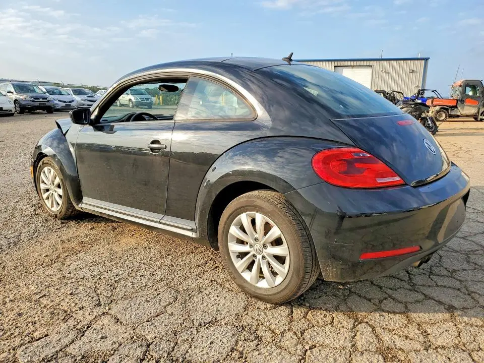 2013 VOLKSWAGEN BEETLE   