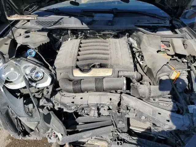 2016 PORSCHE CAYENNE   