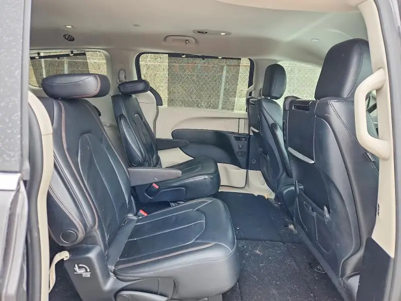 2017 CHRYSLER PACIFICA TOURING L PLUS  