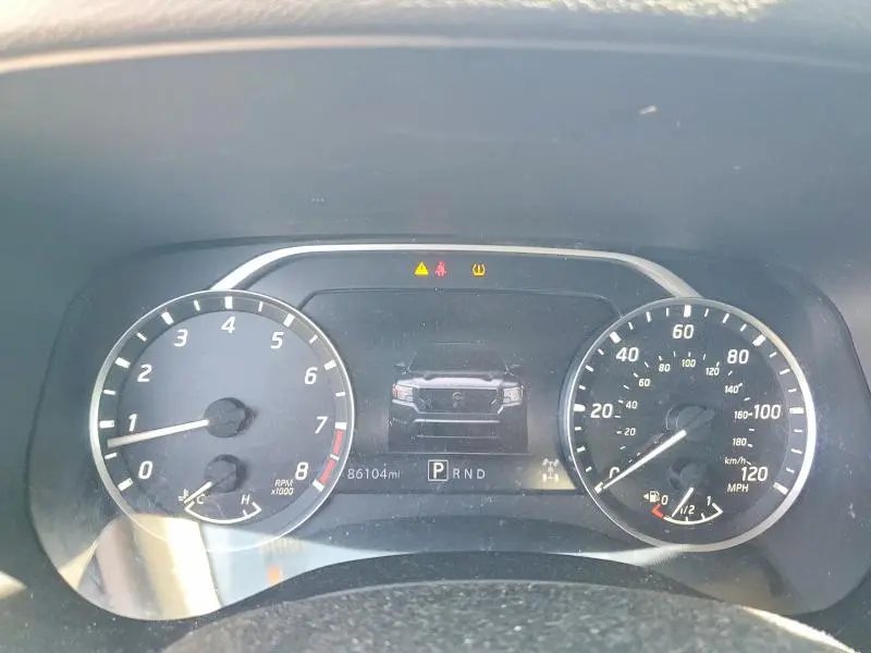 2022 NISSAN FRONTIER SV  