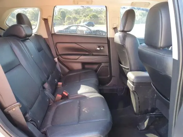 2016 MITSUBISHI OUTLANDER GT  