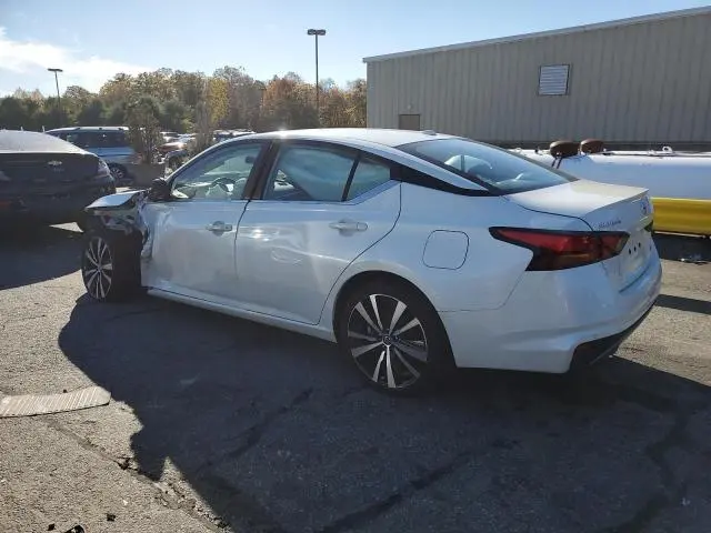 2020 NISSAN ALTIMA SR