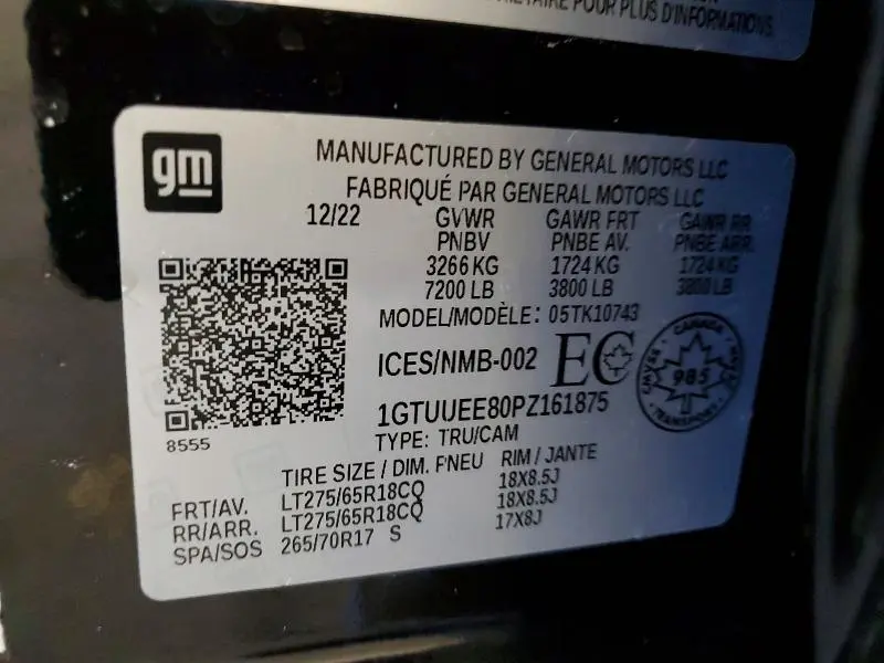 2023 GMC SIERRA K1500 AT4  