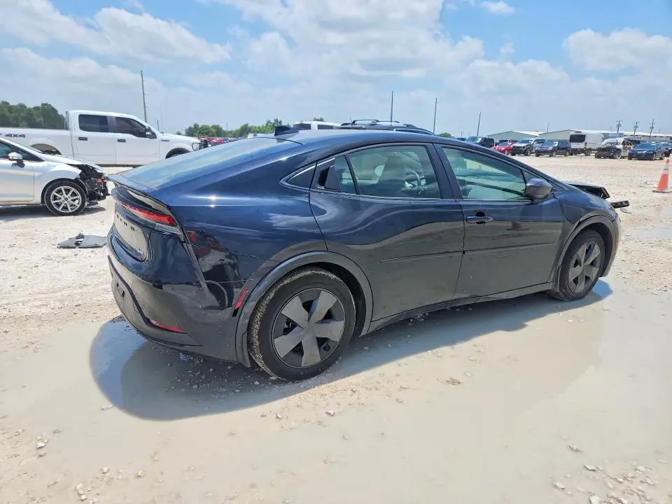 2024 TOYOTA PRIUS LE  