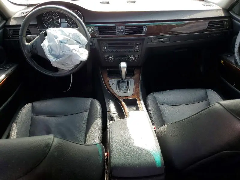 2011 BMW 328I   