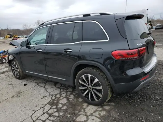2023 MERCEDES-BENZ GLB 250 4MATIC  