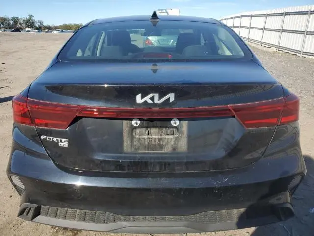 2022 KIA FORTE FE  