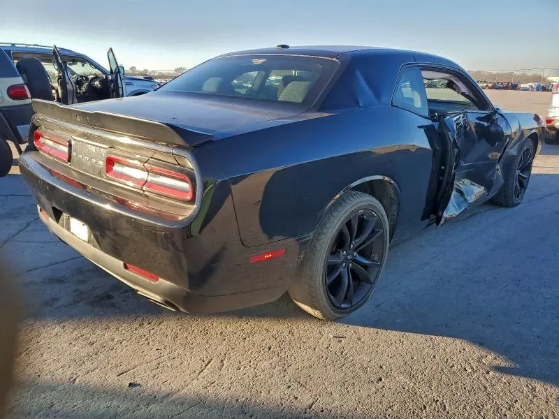 2018 DODGE CHALLENGER SXT  