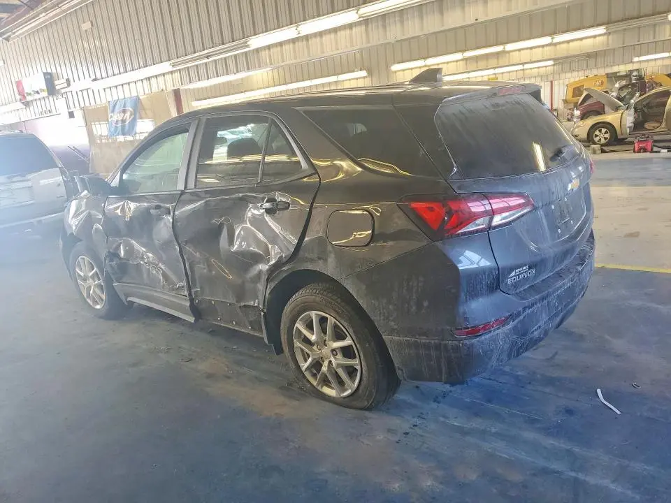 2022 CHEVROLET EQUINOX LS  