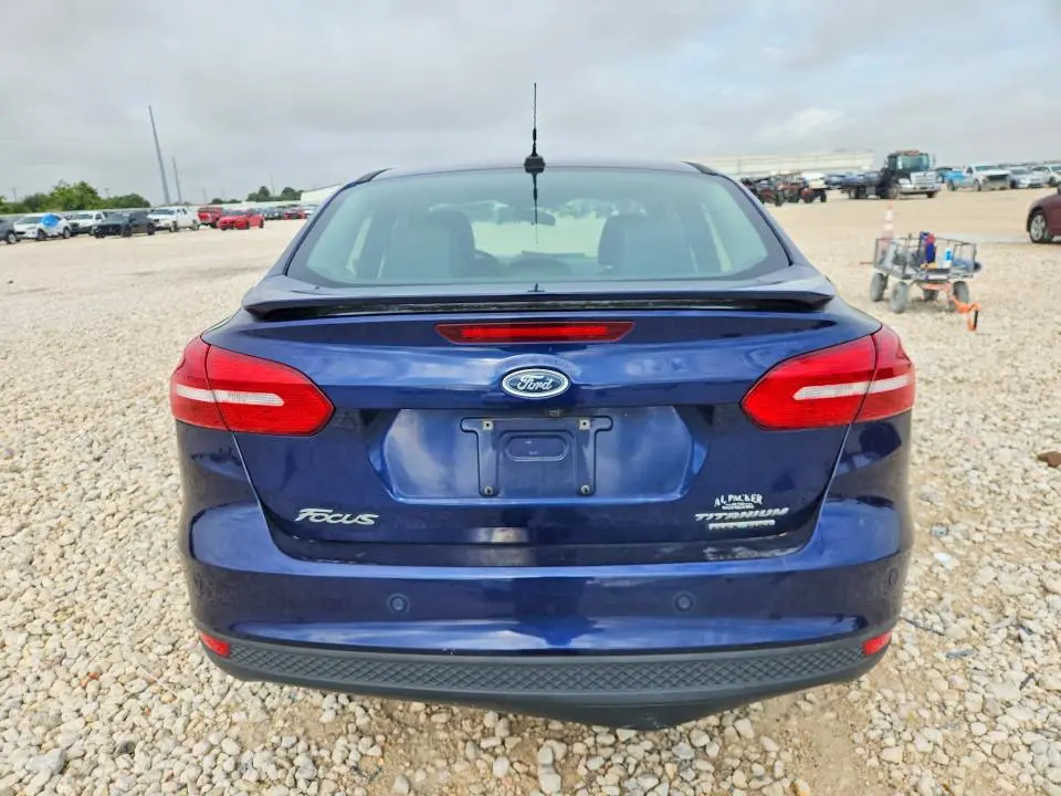 2016 FORD FOCUS TITANIUM  
