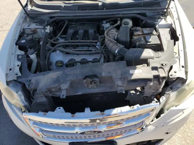 2011 FORD TAURUS SE