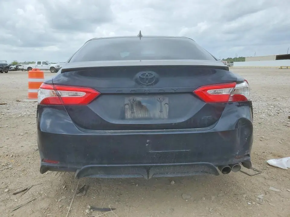 2020 TOYOTA CAMRY SE NIGHTSHADE  