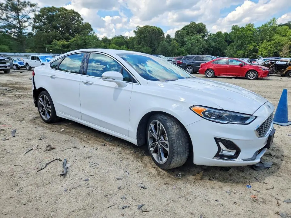 2019 FORD FUSION TITANIUM  