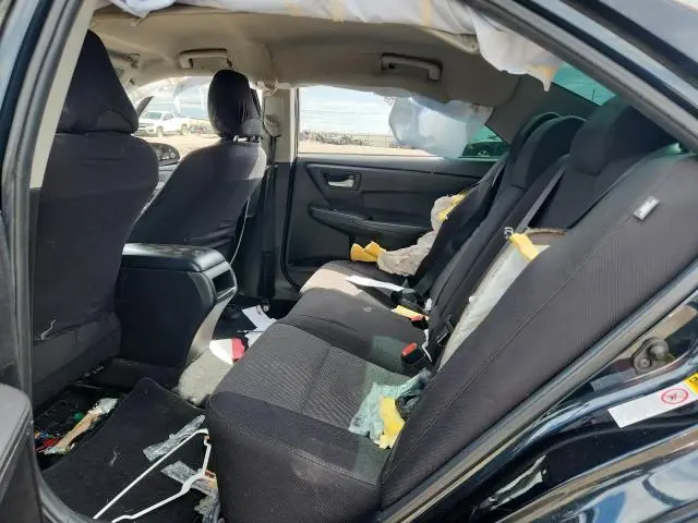 2016 TOYOTA CAMRY LE  