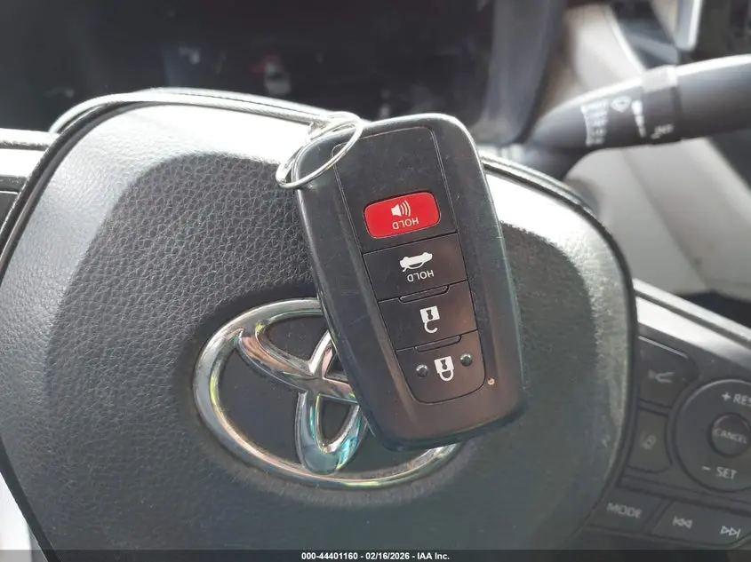 2020 TOYOTA COROLLA HYBRID LE