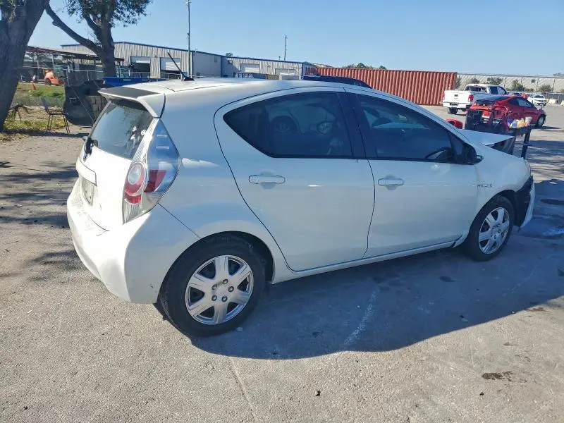 2013 TOYOTA PRIUS C   