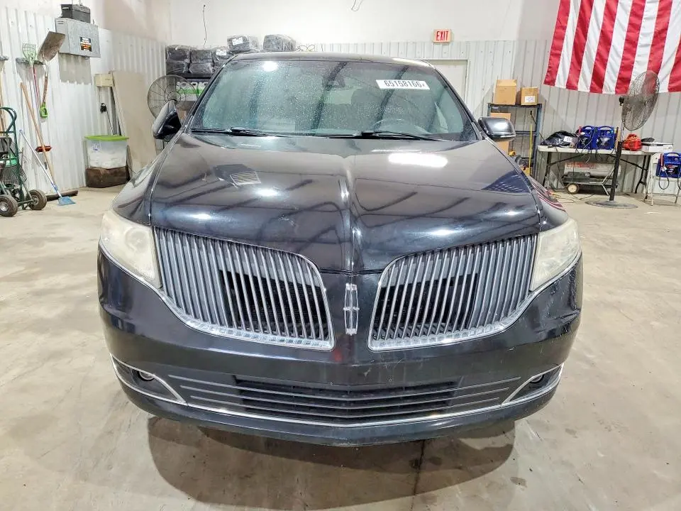 2014 LINCOLN MKT   