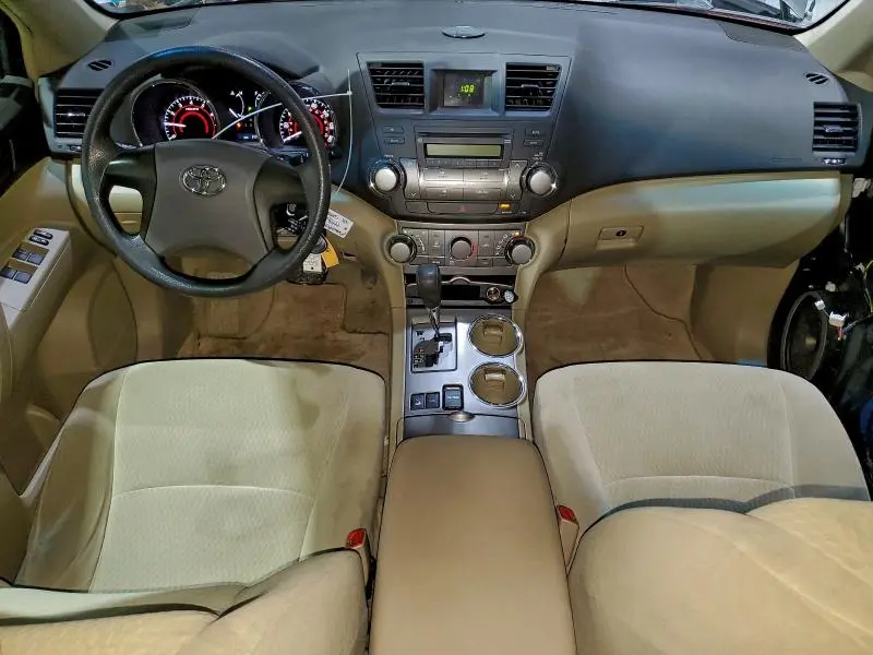 2010 TOYOTA HIGHLANDER   