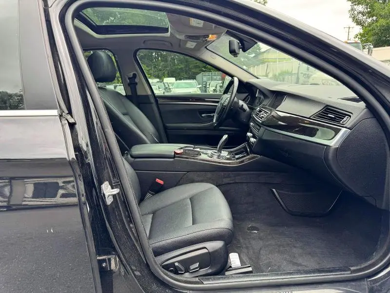 2014 BMW 528 XI  