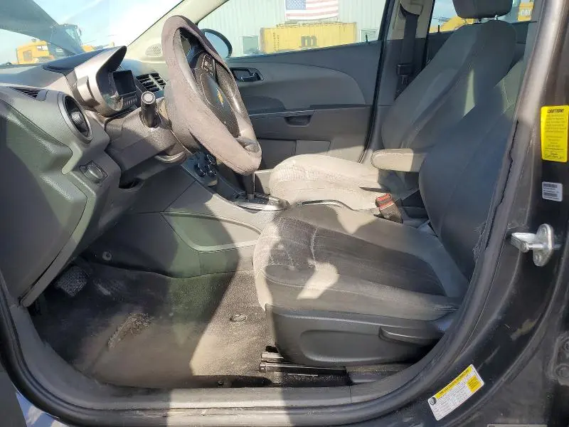 2015 CHEVROLET SONIC LT  